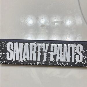 MAC Smarty Pants eyeshadow palette BRAND NEW NEVER USED!
